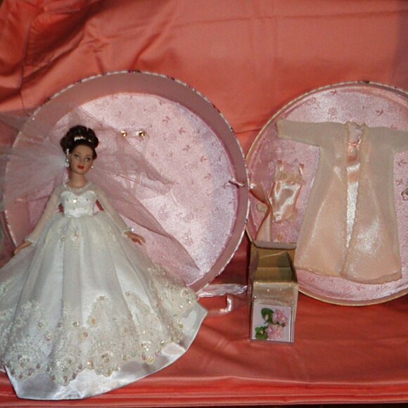 TONNER TINY KITTY "FOREVER YOURS" BRIDE HAT BOX W/LINGERIE-NEW IN HAT BOX- - Picture 1 of 12